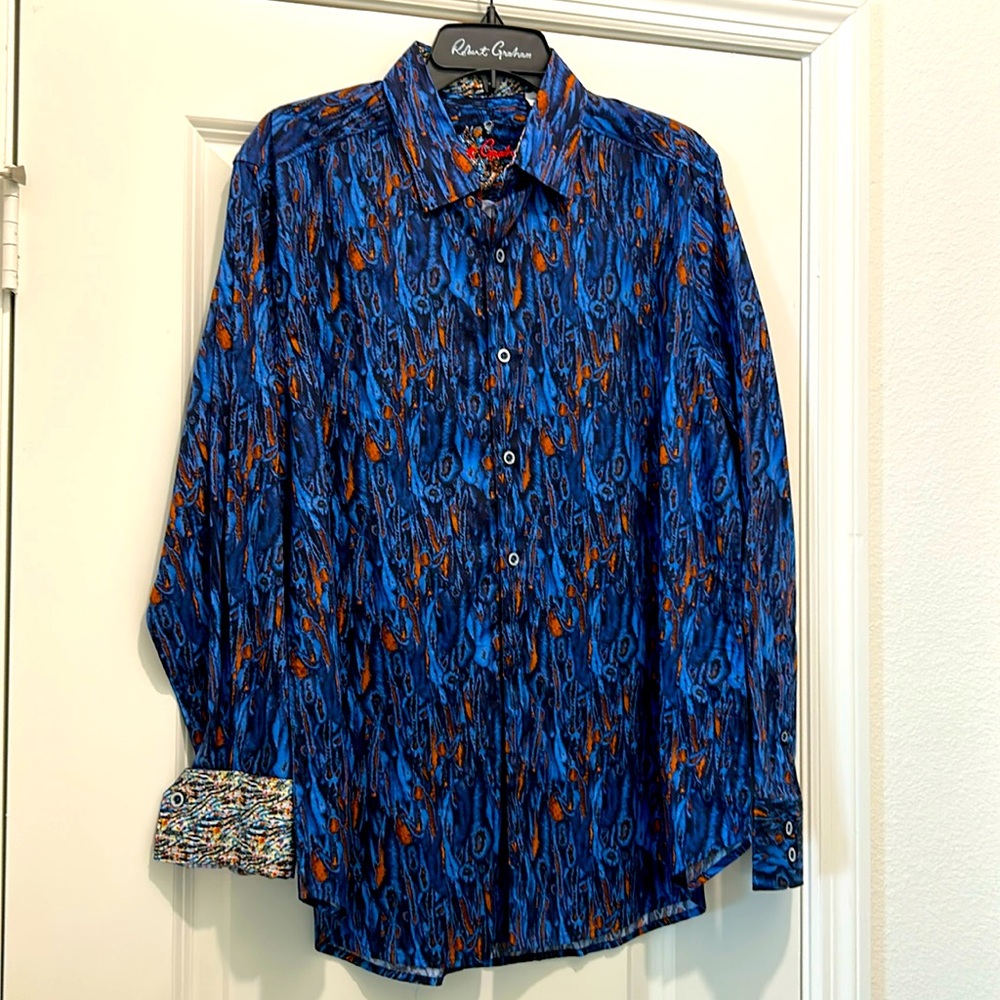 Robert Graham, Classic fit size Large Shirt